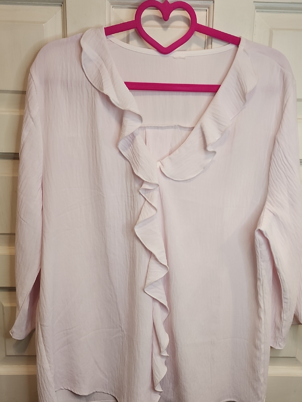 Women’s Light Pink Ruffle Front Blouse Extra Pleat In Back 3/4 Sleeve